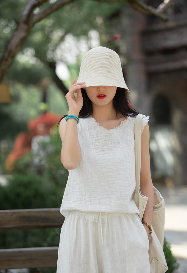 Women Linen and Cotton Sleeveless Wrinkled T-Shirt